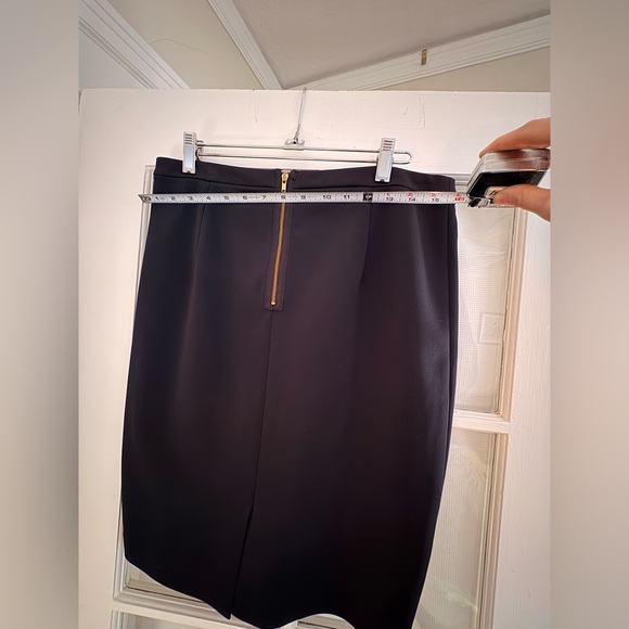 The Limited Classic Black Pencil Skirt - Picture 2 of 4